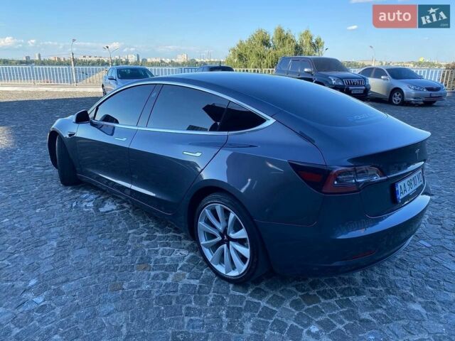 Сірий Тесла Модель 3, об'ємом двигуна 0 л та пробігом 87 тис. км за 17500 $, фото 5 на Automoto.ua