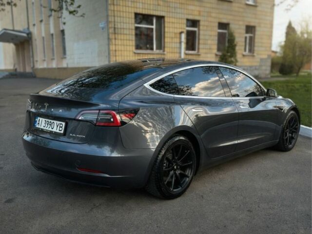 Сірий Тесла Модель 3, об'ємом двигуна 0 л та пробігом 93 тис. км за 18547 $, фото 2 на Automoto.ua