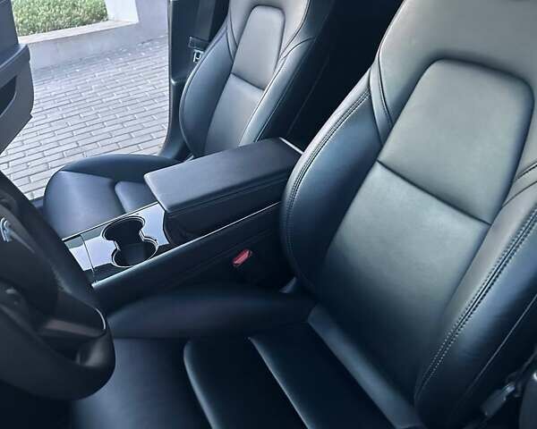 Сірий Тесла Модель 3, об'ємом двигуна 0 л та пробігом 55 тис. км за 16500 $, фото 6 на Automoto.ua