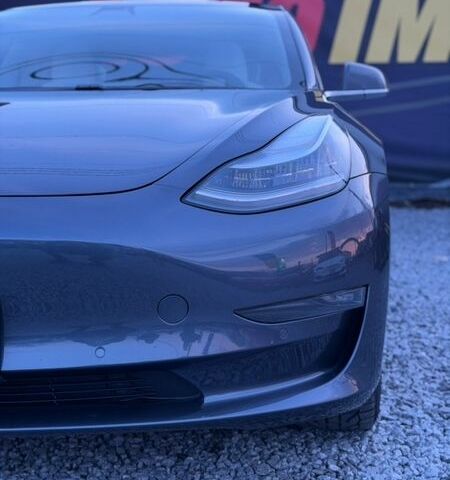 Серый Тесла Модель 3, объемом двигателя 0 л и пробегом 120 тыс. км за 18500 $, фото 8 на Automoto.ua