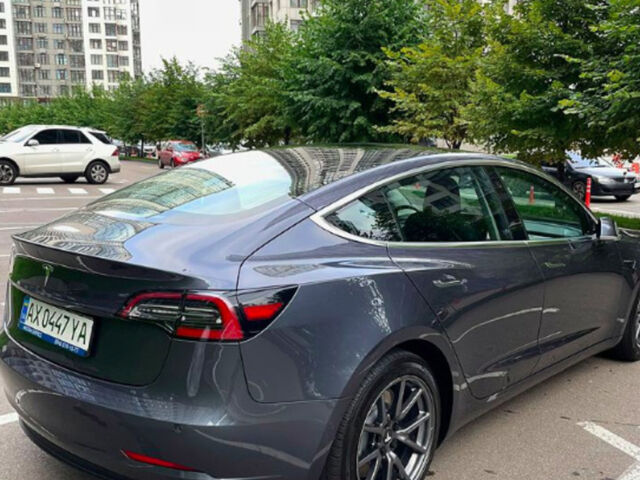Сірий Тесла Модель 3, об'ємом двигуна 0 л та пробігом 67 тис. км за 18000 $, фото 6 на Automoto.ua