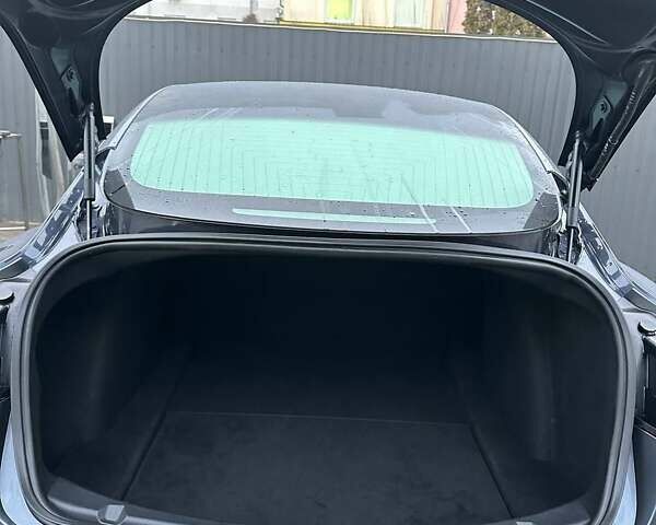 Серый Тесла Модель 3, объемом двигателя 0 л и пробегом 49 тыс. км за 18900 $, фото 6 на Automoto.ua