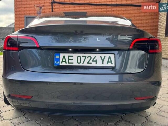 Сірий Тесла Модель 3, об'ємом двигуна 0 л та пробігом 78 тис. км за 21500 $, фото 4 на Automoto.ua
