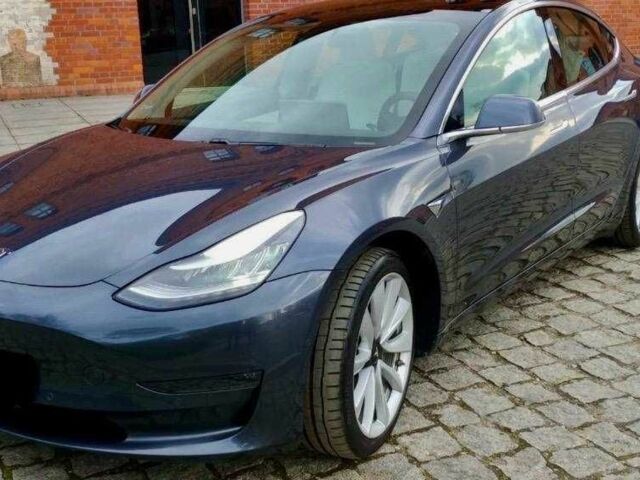 Сірий Тесла Модель 3, об'ємом двигуна 0 л та пробігом 60 тис. км за 12000 $, фото 1 на Automoto.ua