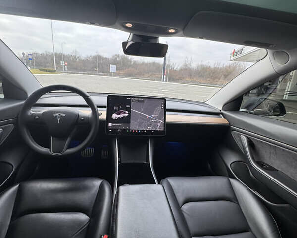 Серый Тесла Модель 3, объемом двигателя 0 л и пробегом 114 тыс. км за 19500 $, фото 18 на Automoto.ua