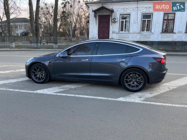 Сірий Тесла Модель 3, об'ємом двигуна 0 л та пробігом 95 тис. км за 15999 $, фото 6 на Automoto.ua