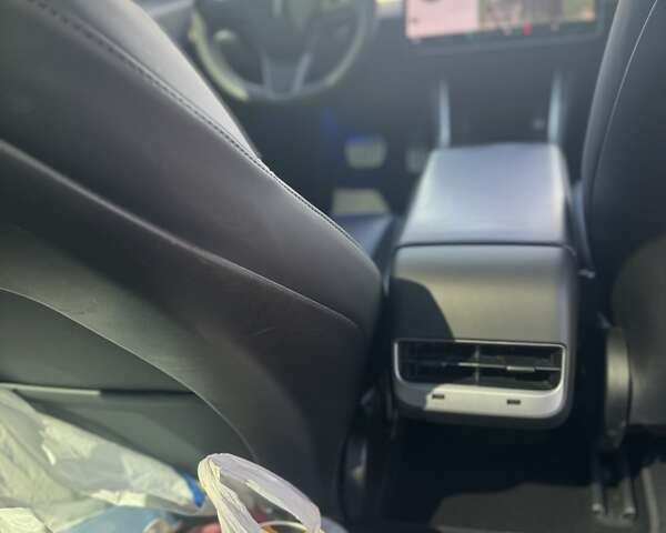 Сірий Тесла Модель 3, об'ємом двигуна 0 л та пробігом 94 тис. км за 19000 $, фото 16 на Automoto.ua