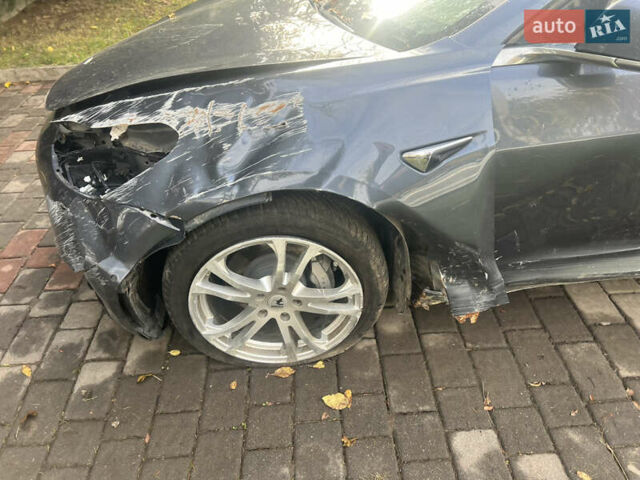 Тесла Модель 3 2020 у Луцьку на Automoto.ua Сірий Тесла Модель 3, об'ємом двигуна 0 л та пробігом 222 тис. км за 8800 $, фото 2 на Automoto.ua