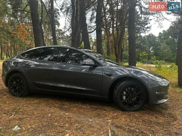 Сірий Тесла Модель 3, об'ємом двигуна 0 л та пробігом 125 тис. км за 15800 $, фото 2 на Automoto.ua