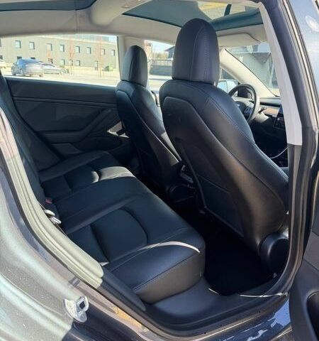 Сірий Тесла Модель 3, об'ємом двигуна 0 л та пробігом 124 тис. км за 19500 $, фото 24 на Automoto.ua