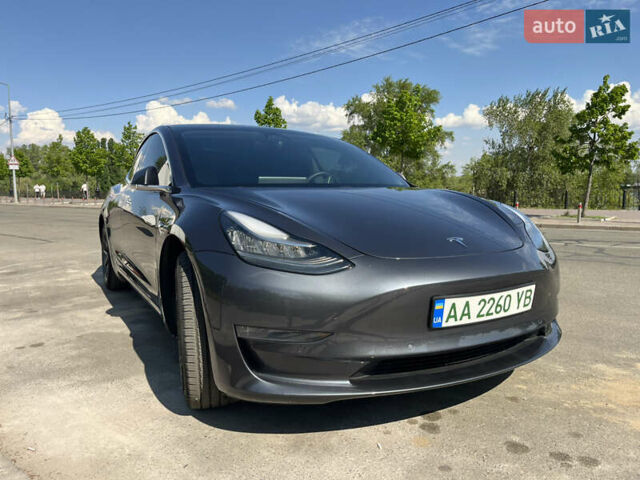 Серый Тесла Модель 3, объемом двигателя 0 л и пробегом 68 тыс. км за 20500 $, фото 1 на Automoto.ua