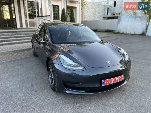 Серый Тесла Модель 3, объемом двигателя 0 л и пробегом 69 тыс. км за 16999 $, фото 62 на Automoto.ua