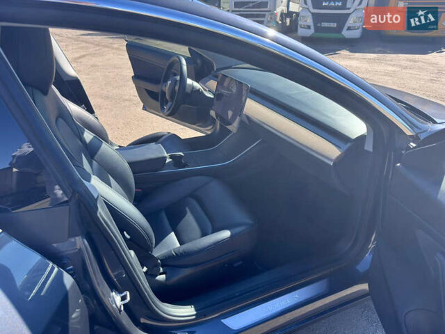 Сірий Тесла Модель 3, об'ємом двигуна 0 л та пробігом 116 тис. км за 17500 $, фото 8 на Automoto.ua