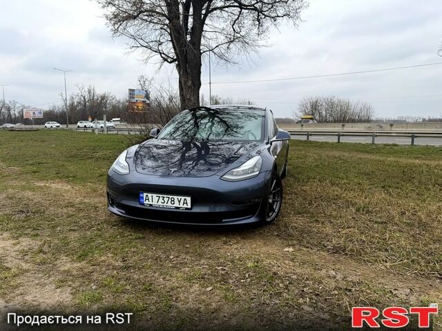 Серый Тесла Модель 3, объемом двигателя 0.5 л и пробегом 0 тыс. км за 18500 $, фото 8 на Automoto.ua