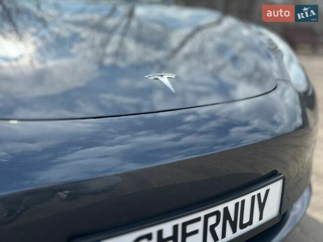 Серый Тесла Модель 3, объемом двигателя 0 л и пробегом 88 тыс. км за 18750 $, фото 9 на Automoto.ua