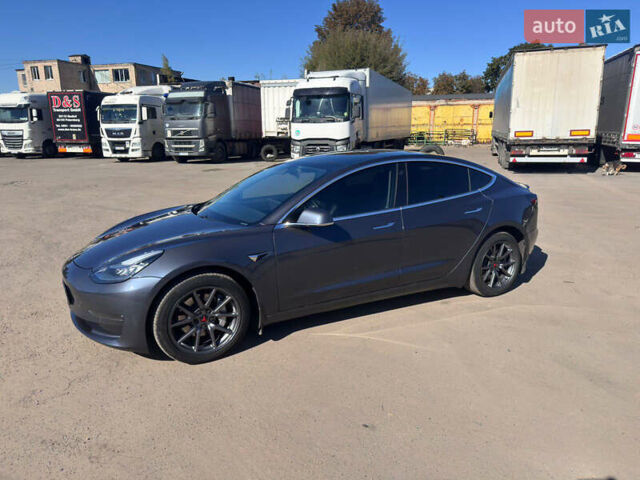 Сірий Тесла Модель 3, об'ємом двигуна 0 л та пробігом 116 тис. км за 17500 $, фото 4 на Automoto.ua