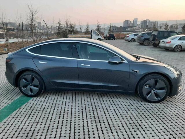 Сірий Тесла Модель 3, об'ємом двигуна 0 л та пробігом 79 тис. км за 12900 $, фото 2 на Automoto.ua