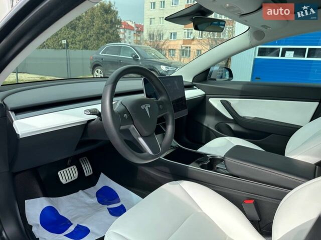 Серый Тесла Модель 3, объемом двигателя 0 л и пробегом 88 тыс. км за 21800 $, фото 10 на Automoto.ua