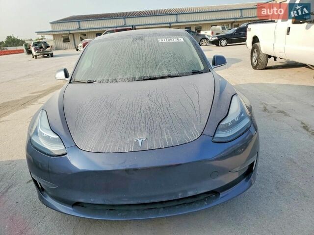 Сірий Тесла Модель 3, об'ємом двигуна 0 л та пробігом 94 тис. км за 4500 $, фото 1 на Automoto.ua