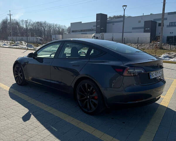 Сірий Тесла Модель 3, об'ємом двигуна 0 л та пробігом 124 тис. км за 20000 $, фото 6 на Automoto.ua