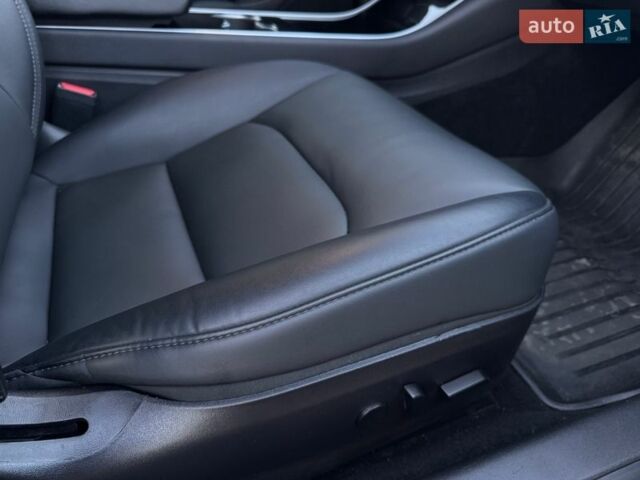 Серый Тесла Модель 3, объемом двигателя 0 л и пробегом 145 тыс. км за 11700 $, фото 24 на Automoto.ua