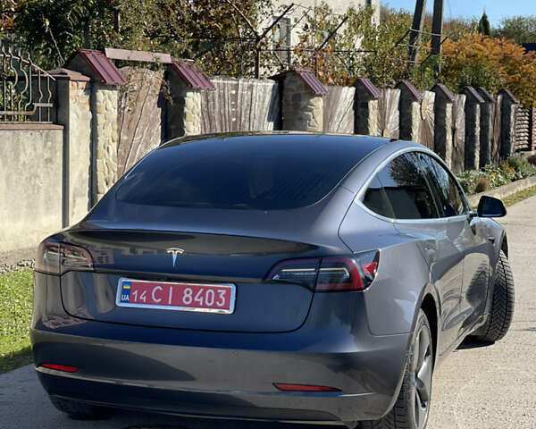 Сірий Тесла Модель 3, об'ємом двигуна 0 л та пробігом 60 тис. км за 16300 $, фото 7 на Automoto.ua