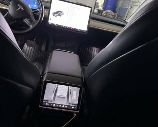 Сірий Тесла Модель 3, об'ємом двигуна 0 л та пробігом 88 тис. км за 28675 $, фото 4 на Automoto.ua