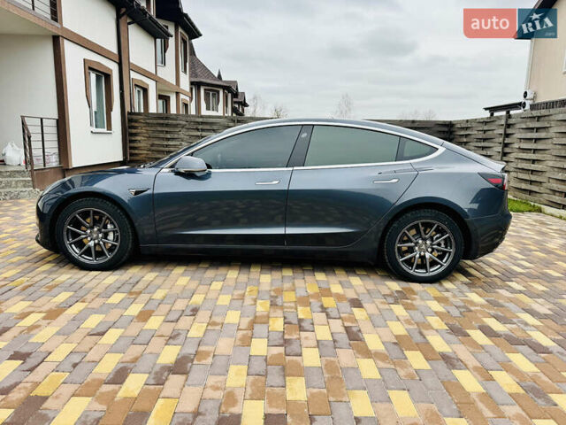 Серый Тесла Модель 3, объемом двигателя 0 л и пробегом 89 тыс. км за 14999 $, фото 7 на Automoto.ua