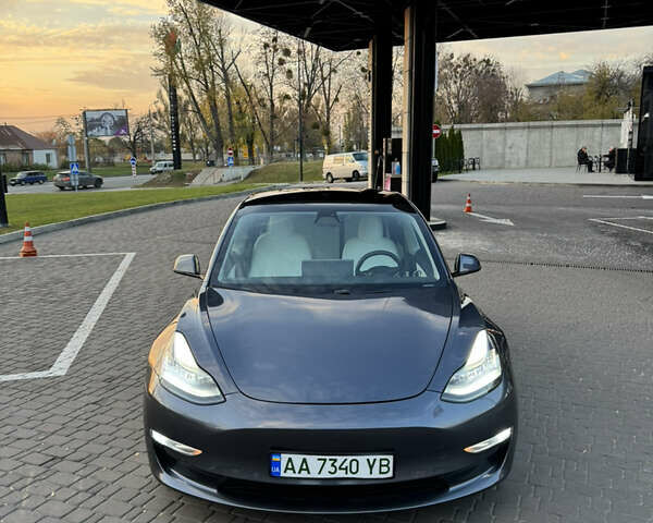 Сірий Тесла Модель 3, об'ємом двигуна 0 л та пробігом 111 тис. км за 16850 $, фото 4 на Automoto.ua