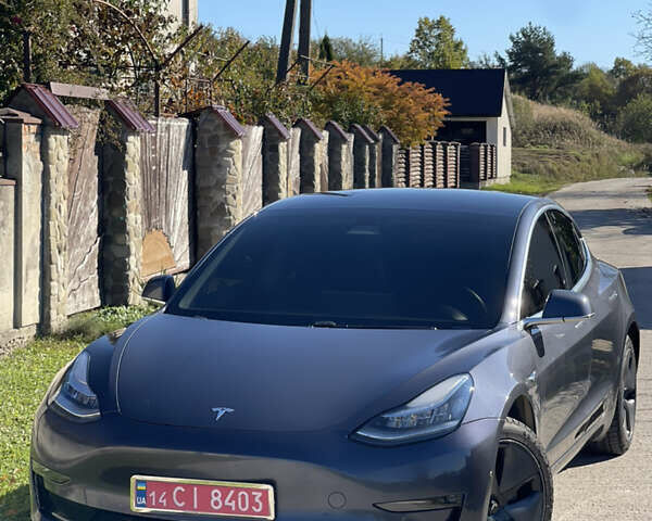 Сірий Тесла Модель 3, об'ємом двигуна 0 л та пробігом 60 тис. км за 16300 $, фото 2 на Automoto.ua