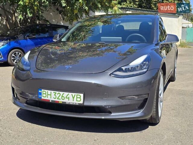Сірий Тесла Модель 3, об'ємом двигуна 0 л та пробігом 91 тис. км за 17999 $, фото 8 на Automoto.ua