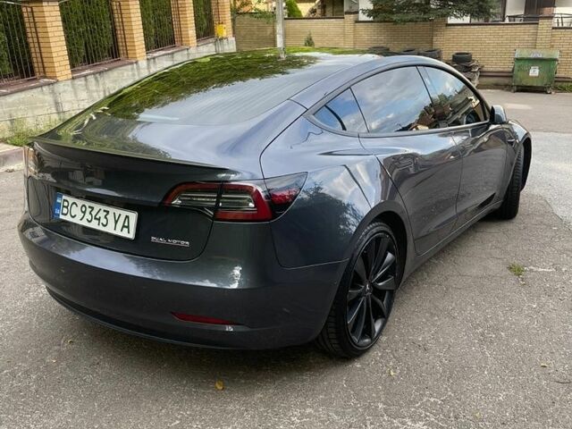 Сірий Тесла Модель 3, об'ємом двигуна 0 л та пробігом 118 тис. км за 15300 $, фото 2 на Automoto.ua
