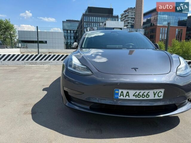 Сірий Тесла Модель 3, об'ємом двигуна 0 л та пробігом 124 тис. км за 16200 $, фото 3 на Automoto.ua