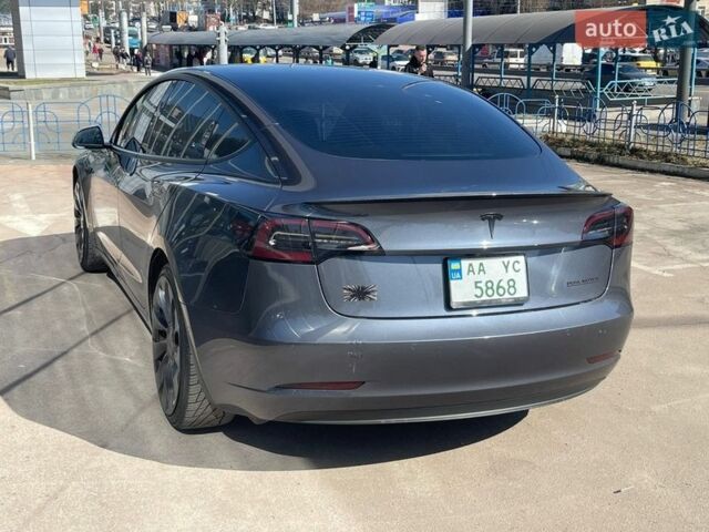 Серый Тесла Модель 3, объемом двигателя 0 л и пробегом 71 тыс. км за 20999 $, фото 5 на Automoto.ua