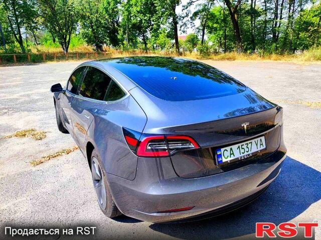 Сірий Тесла Модель 3, об'ємом двигуна 0 л та пробігом 83 тис. км за 15500 $, фото 5 на Automoto.ua