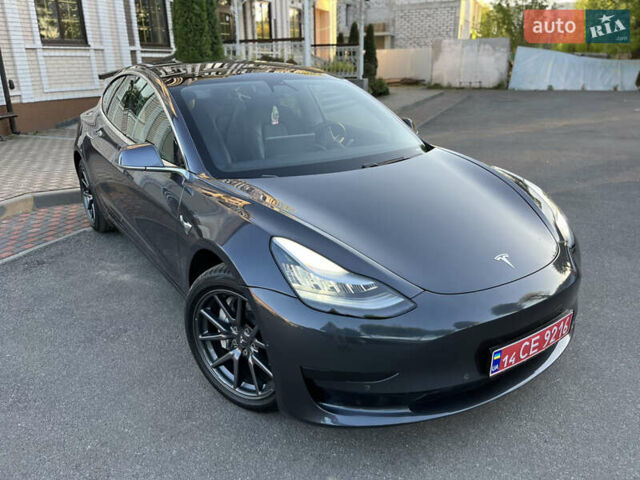 Серый Тесла Модель 3, объемом двигателя 0 л и пробегом 69 тыс. км за 16999 $, фото 40 на Automoto.ua