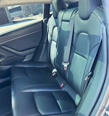 Серый Тесла Модель 3, объемом двигателя 0 л и пробегом 148 тыс. км за 17500 $, фото 9 на Automoto.ua