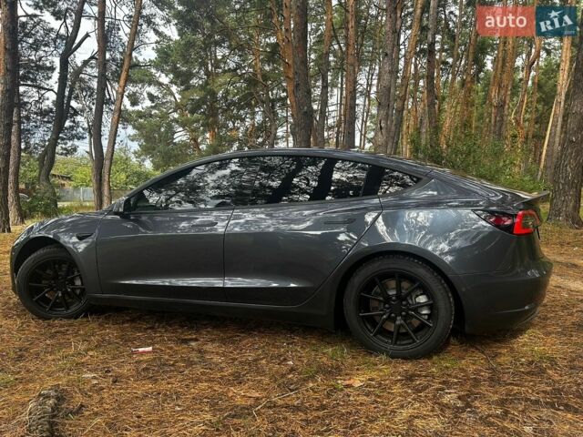 Сірий Тесла Модель 3, об'ємом двигуна 0 л та пробігом 125 тис. км за 15800 $, фото 3 на Automoto.ua