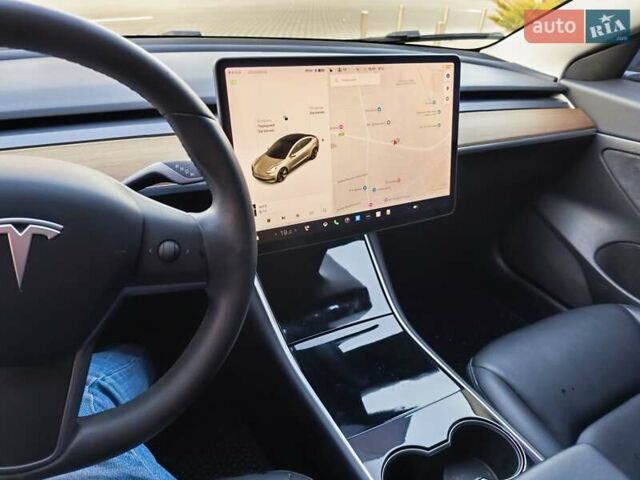 Сірий Тесла Модель 3, об'ємом двигуна 0 л та пробігом 90 тис. км за 16500 $, фото 18 на Automoto.ua