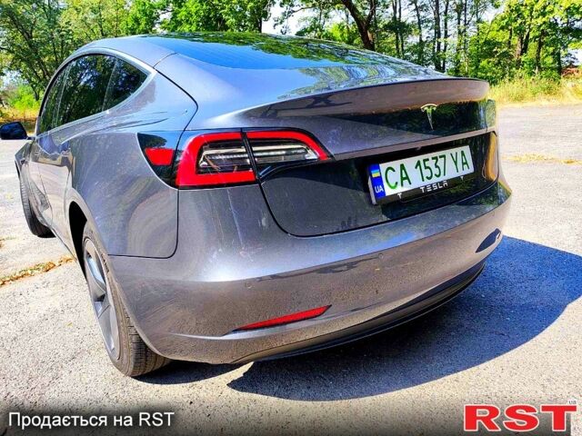 Сірий Тесла Модель 3, об'ємом двигуна 0 л та пробігом 83 тис. км за 15500 $, фото 4 на Automoto.ua