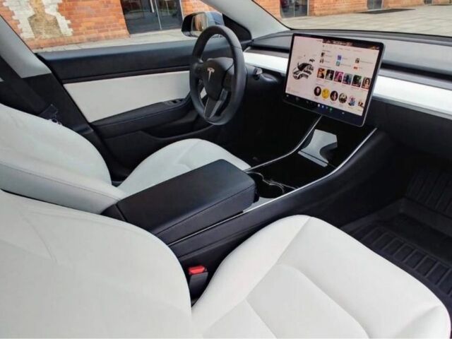 Сірий Тесла Модель 3, об'ємом двигуна 0 л та пробігом 96 тис. км за 11300 $, фото 10 на Automoto.ua