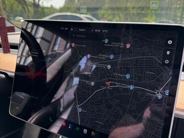 Серый Тесла Модель 3, объемом двигателя 0 л и пробегом 68 тыс. км за 15800 $, фото 16 на Automoto.ua