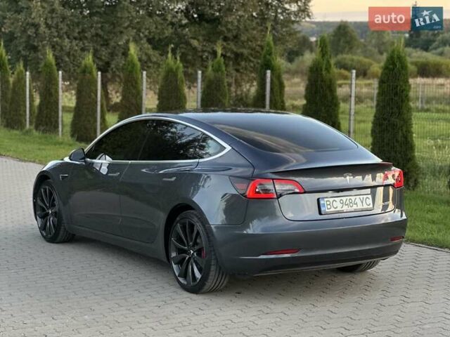 Сірий Тесла Модель 3, об'ємом двигуна 0 л та пробігом 84 тис. км за 13800 $, фото 6 на Automoto.ua