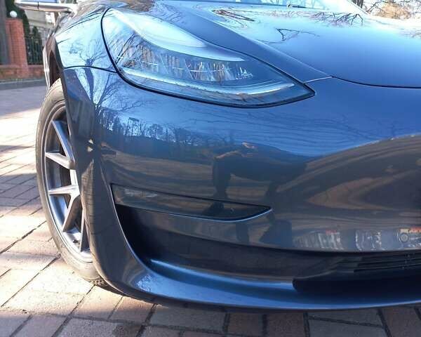 Сірий Тесла Модель 3, об'ємом двигуна 0 л та пробігом 85 тис. км за 22000 $, фото 9 на Automoto.ua