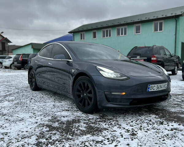 Серый Тесла Модель 3, объемом двигателя 0 л и пробегом 183 тыс. км за 16900 $, фото 12 на Automoto.ua