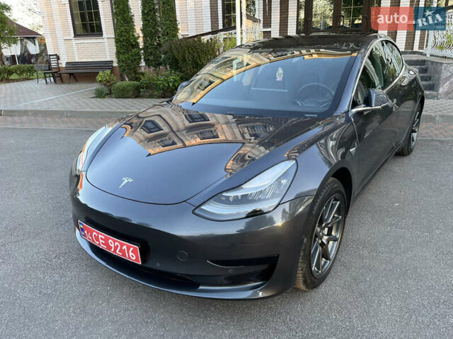 Серый Тесла Модель 3, объемом двигателя 0 л и пробегом 69 тыс. км за 16999 $, фото 54 на Automoto.ua