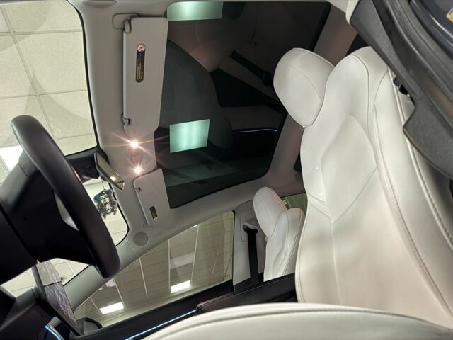 Серый Тесла Модель 3, объемом двигателя 0 л и пробегом 116 тыс. км за 18500 $, фото 12 на Automoto.ua