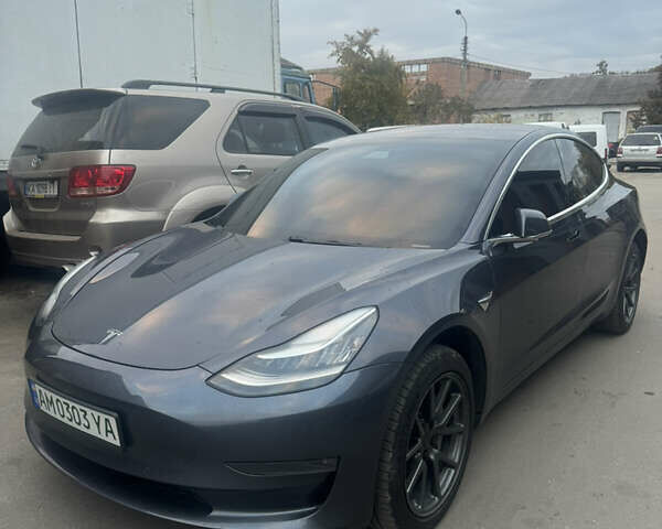 Серый Тесла Модель 3, объемом двигателя 0 л и пробегом 126 тыс. км за 21000 $, фото 4 на Automoto.ua