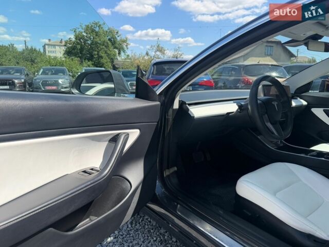 Серый Тесла Модель 3, объемом двигателя 0 л и пробегом 126 тыс. км за 16500 $, фото 23 на Automoto.ua
