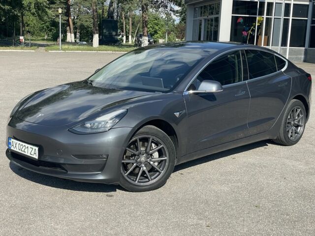 Сірий Тесла Модель 3, об'ємом двигуна 0 л та пробігом 180 тис. км за 14882 $, фото 1 на Automoto.ua
